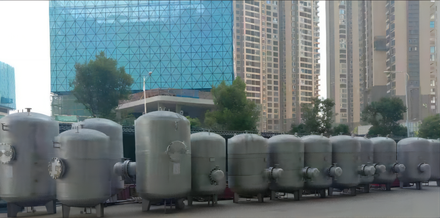 北辰A3國薈酒店換熱機(jī)組安裝現(xiàn)場